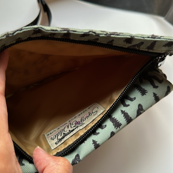 NWT Bigfoot Hip Pack - Picture 3 of 5